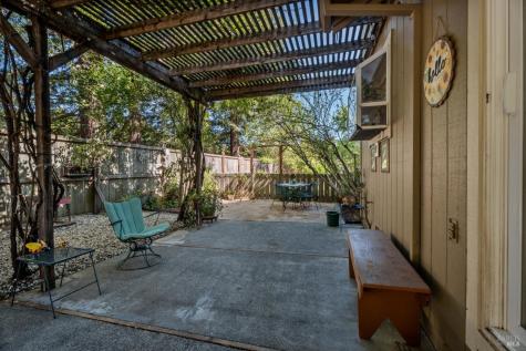105 William Circle Cloverdale CA 95425