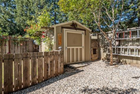 105 William Circle Cloverdale CA 95425