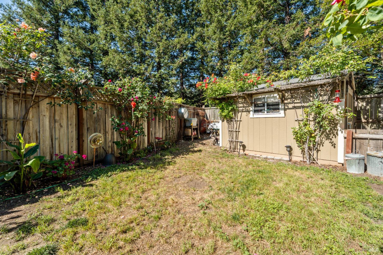 105 William Circle Cloverdale CA 95425