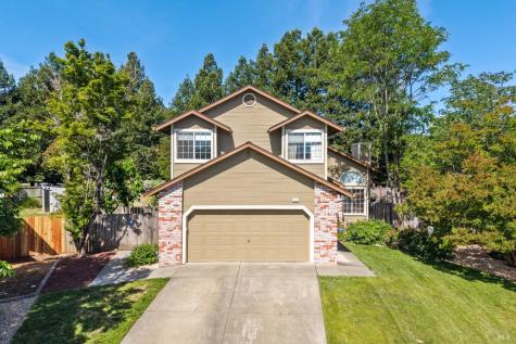 105 William Circle Cloverdale CA 95425