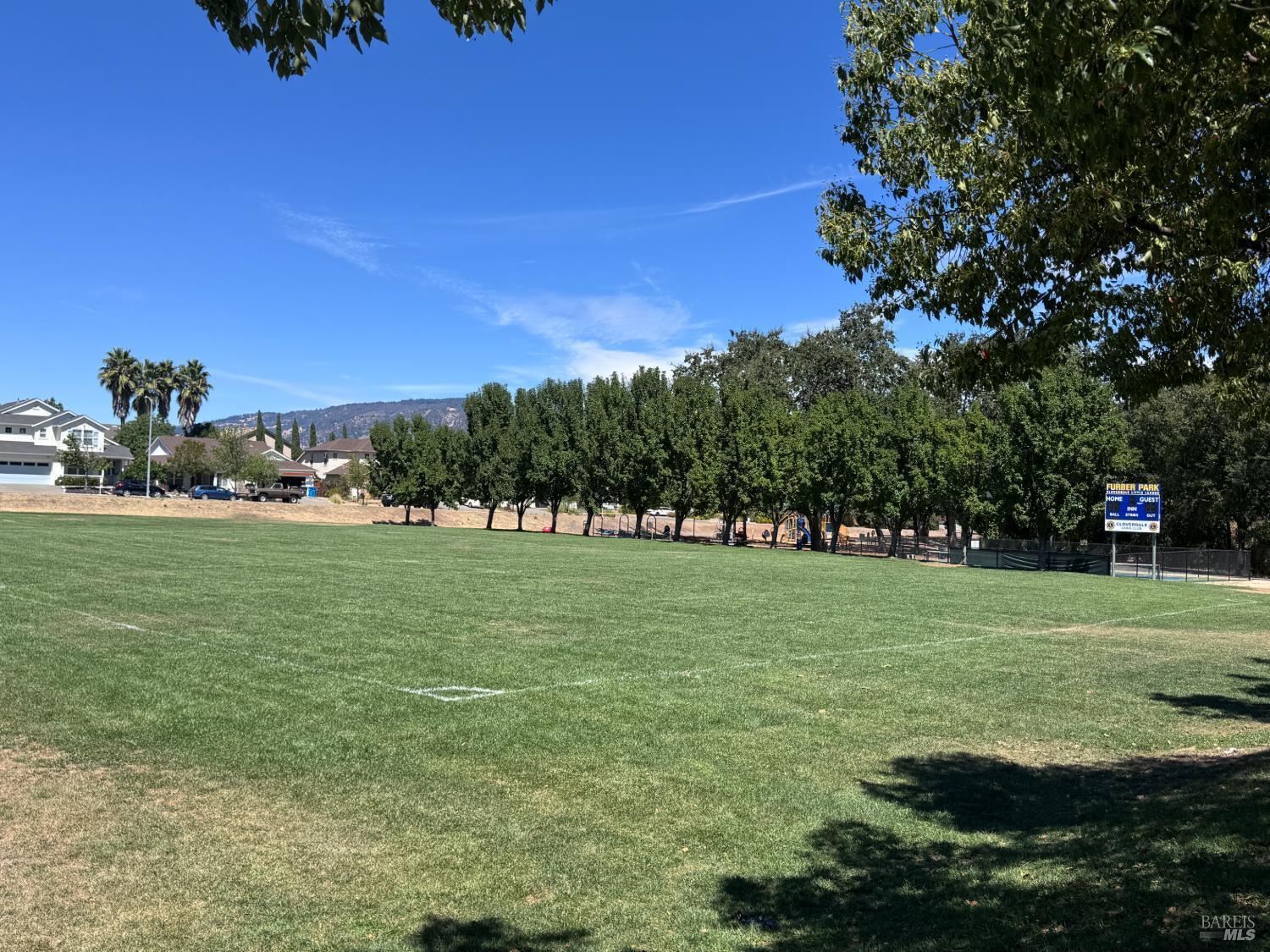 105 William Circle Cloverdale CA 95425