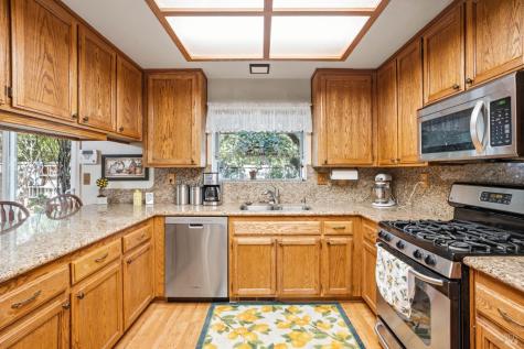 105 William Circle Cloverdale CA 95425