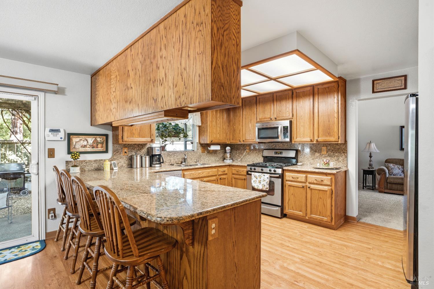 105 William Circle Cloverdale CA 95425