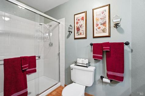105 William Circle Cloverdale CA 95425