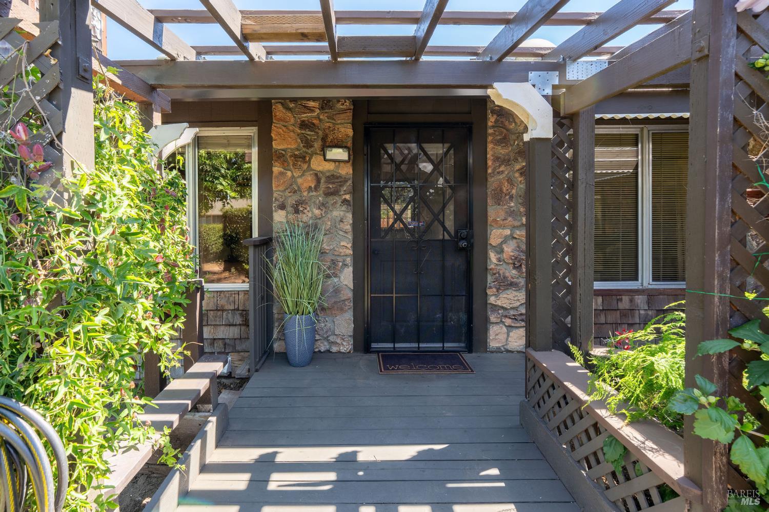 8490 Linden Avenue Cotati CA 94931