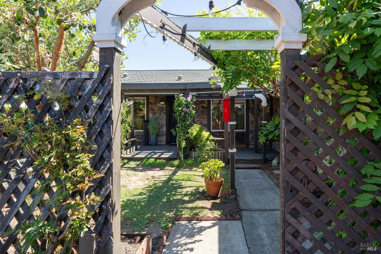 8490 Linden Avenue Cotati CA 94931