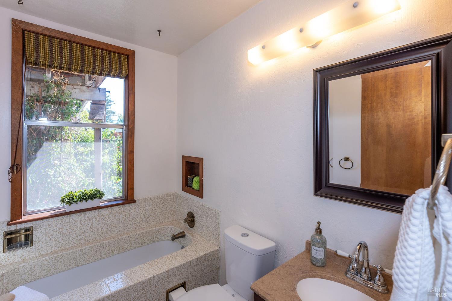 8490 Linden Avenue Cotati CA 94931