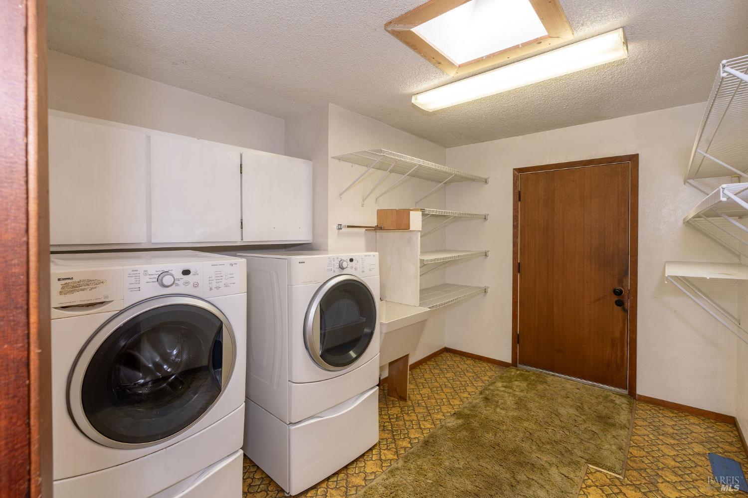 8490 Linden Avenue Cotati CA 94931