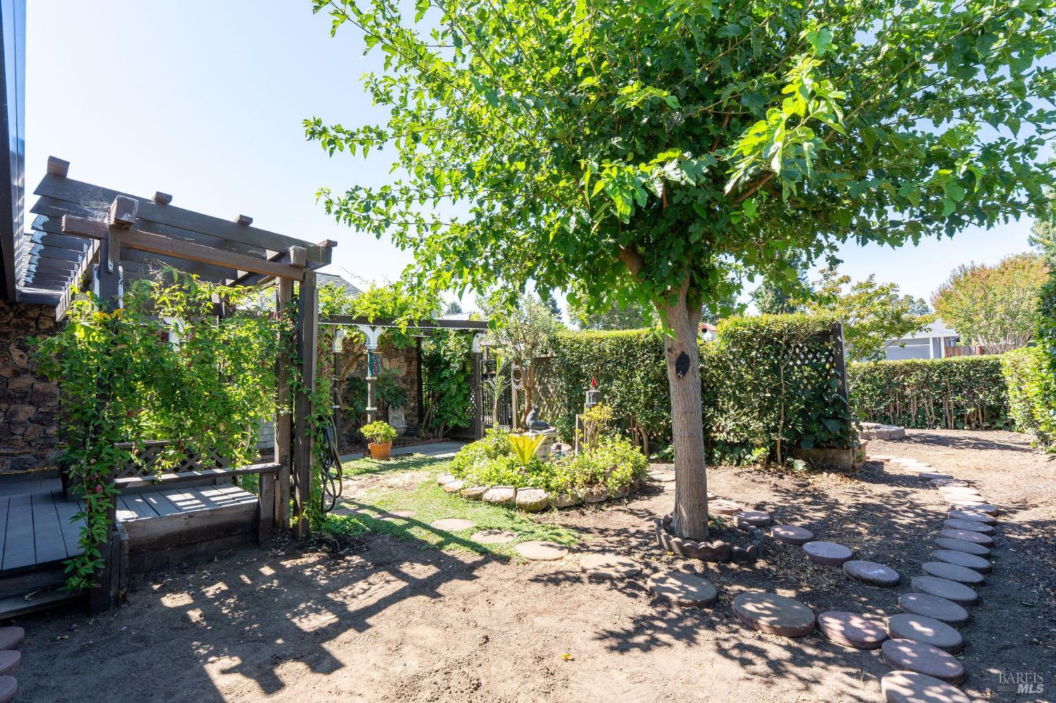8490 Linden Avenue Cotati CA 94931
