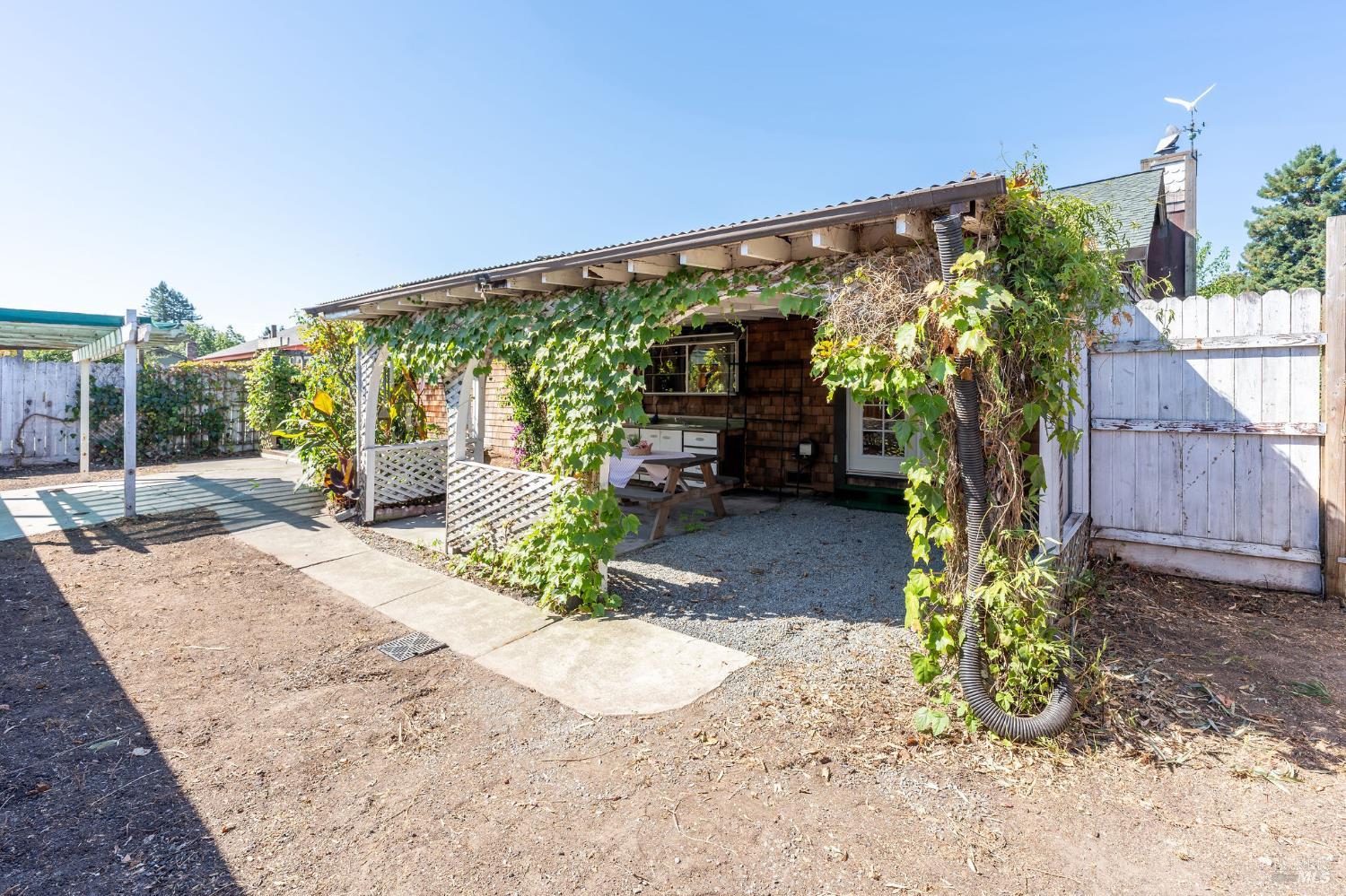 8490 Linden Avenue Cotati CA 94931