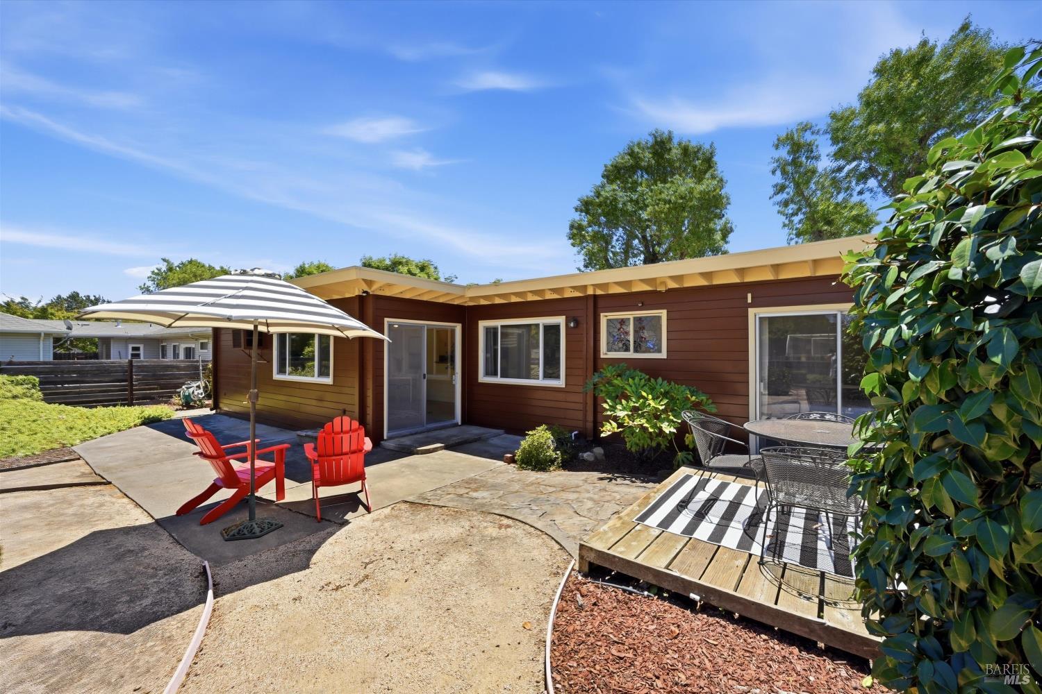 1722 Sierra Avenue Napa CA 94558