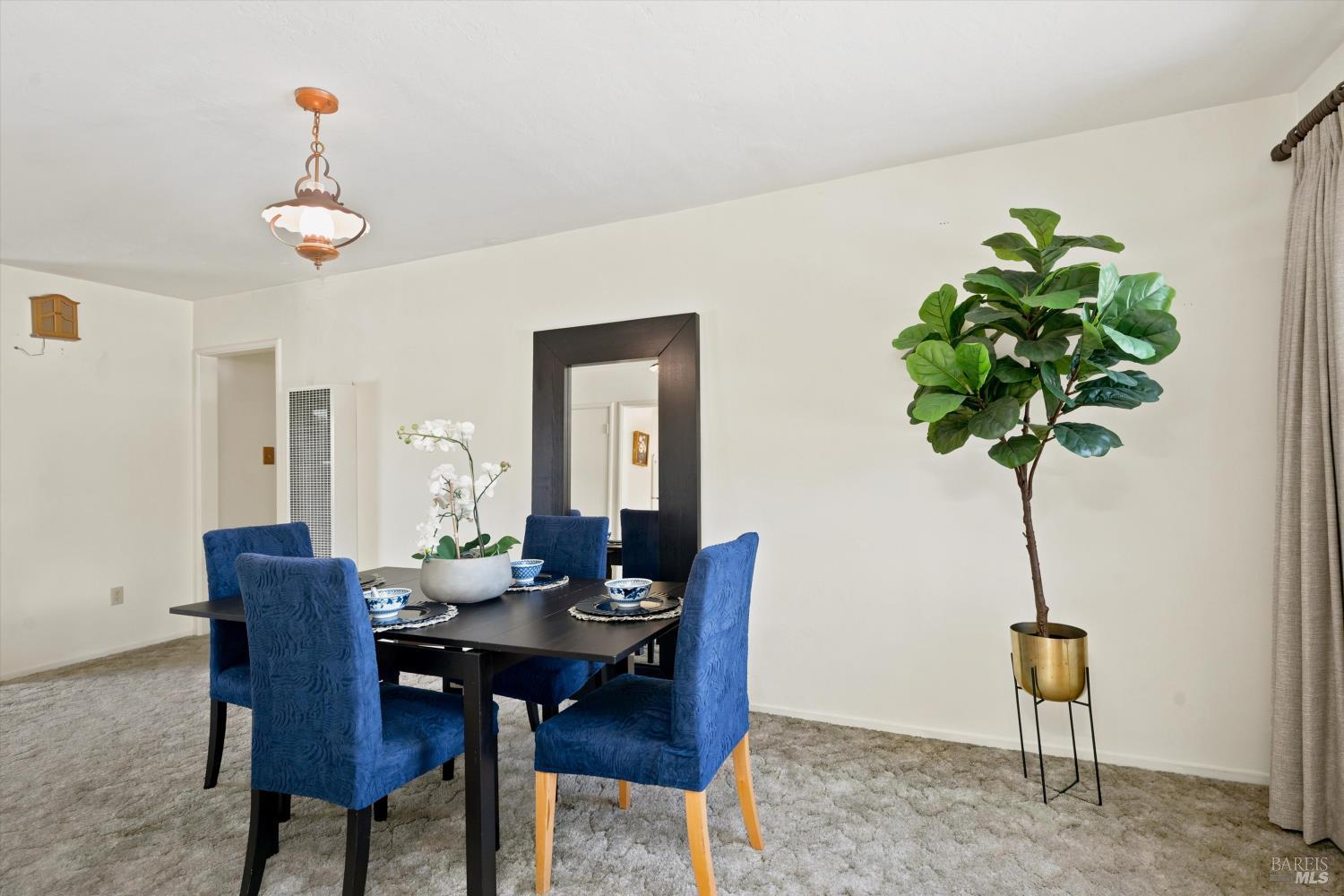 1722 Sierra Avenue Napa CA 94558