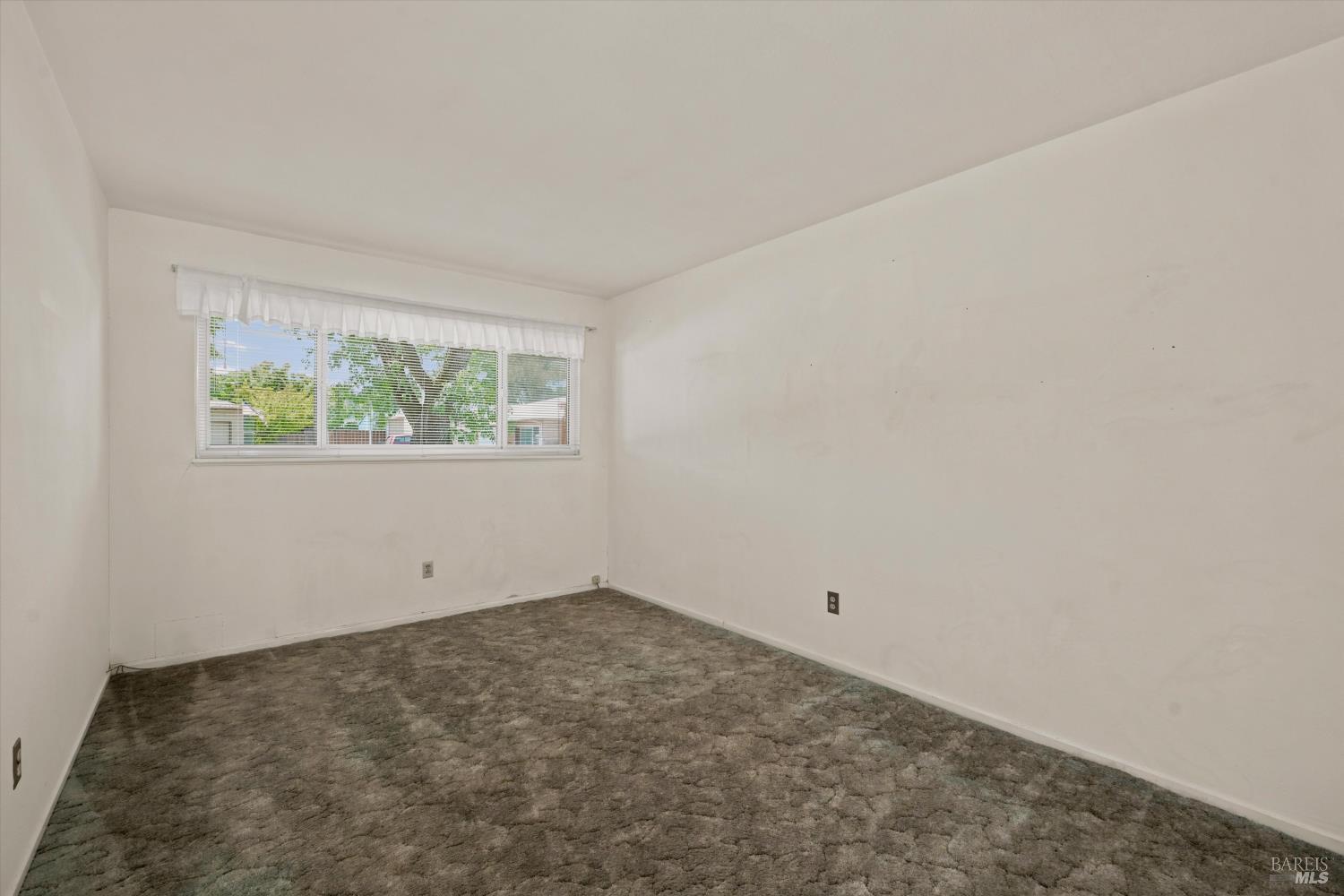 1722 Sierra Avenue Napa CA 94558
