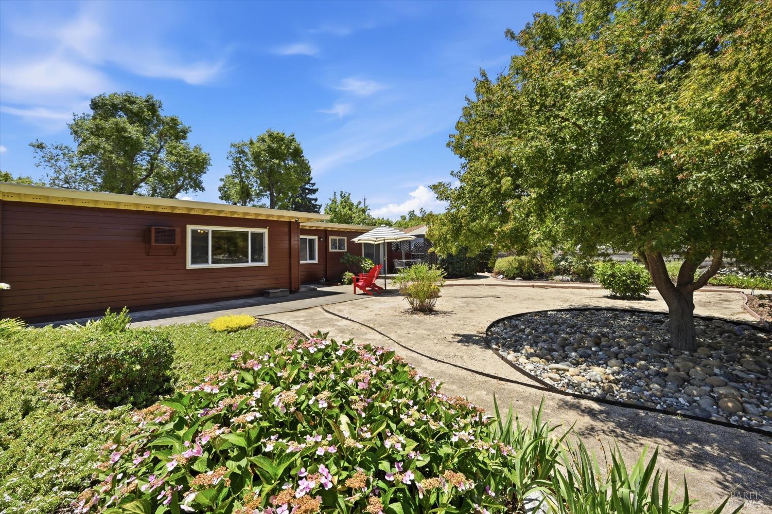 1722 Sierra Avenue Napa CA 94558