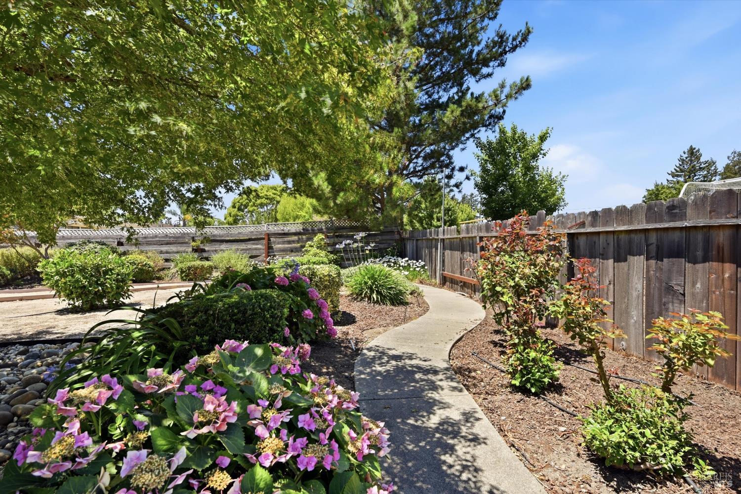 1722 Sierra Avenue Napa CA 94558
