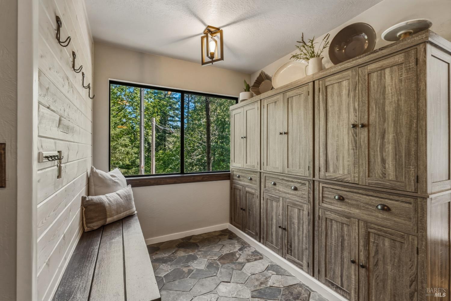 17301 Dogwood Way Middletown CA 95461