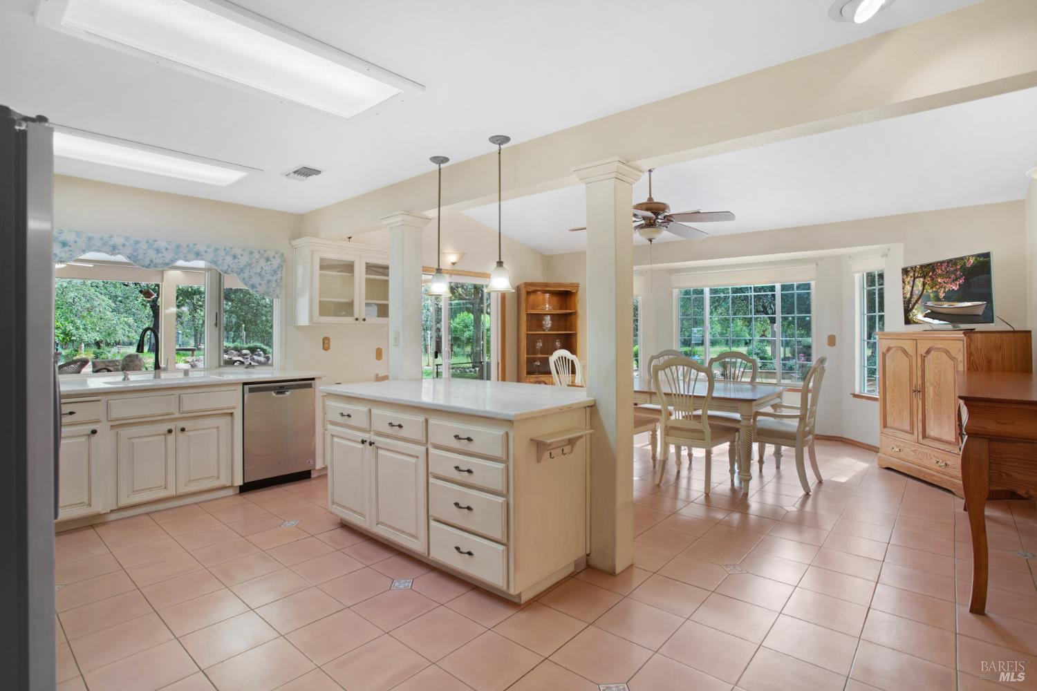 12805 Melonbank Drive Redding CA 96003