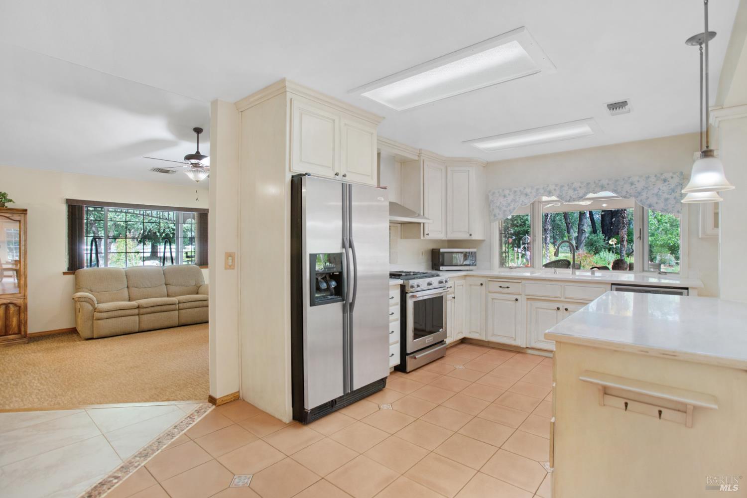 12805 Melonbank Drive Redding CA 96003