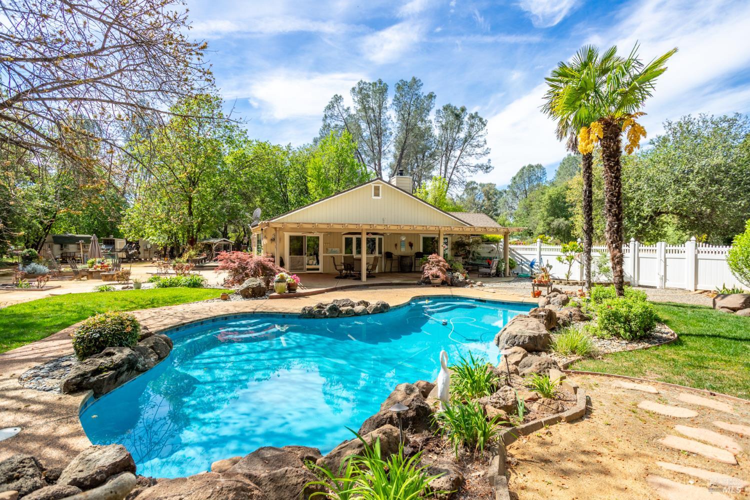 12805 Melonbank Drive Redding CA 96003