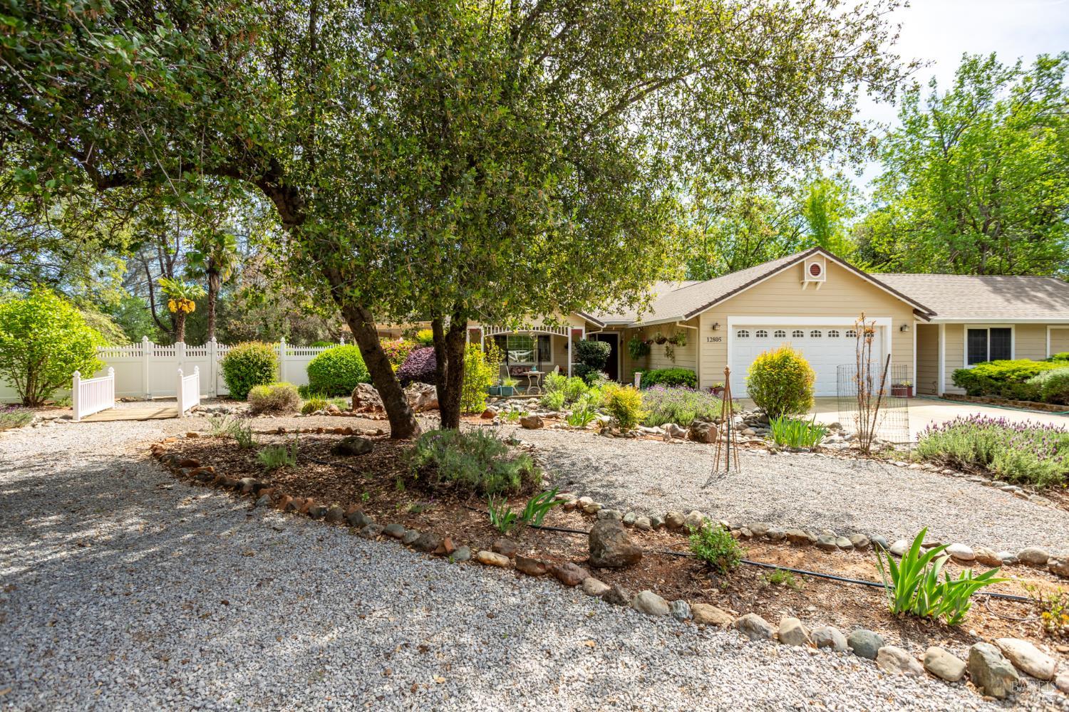 12805 Melonbank Drive Redding CA 96003