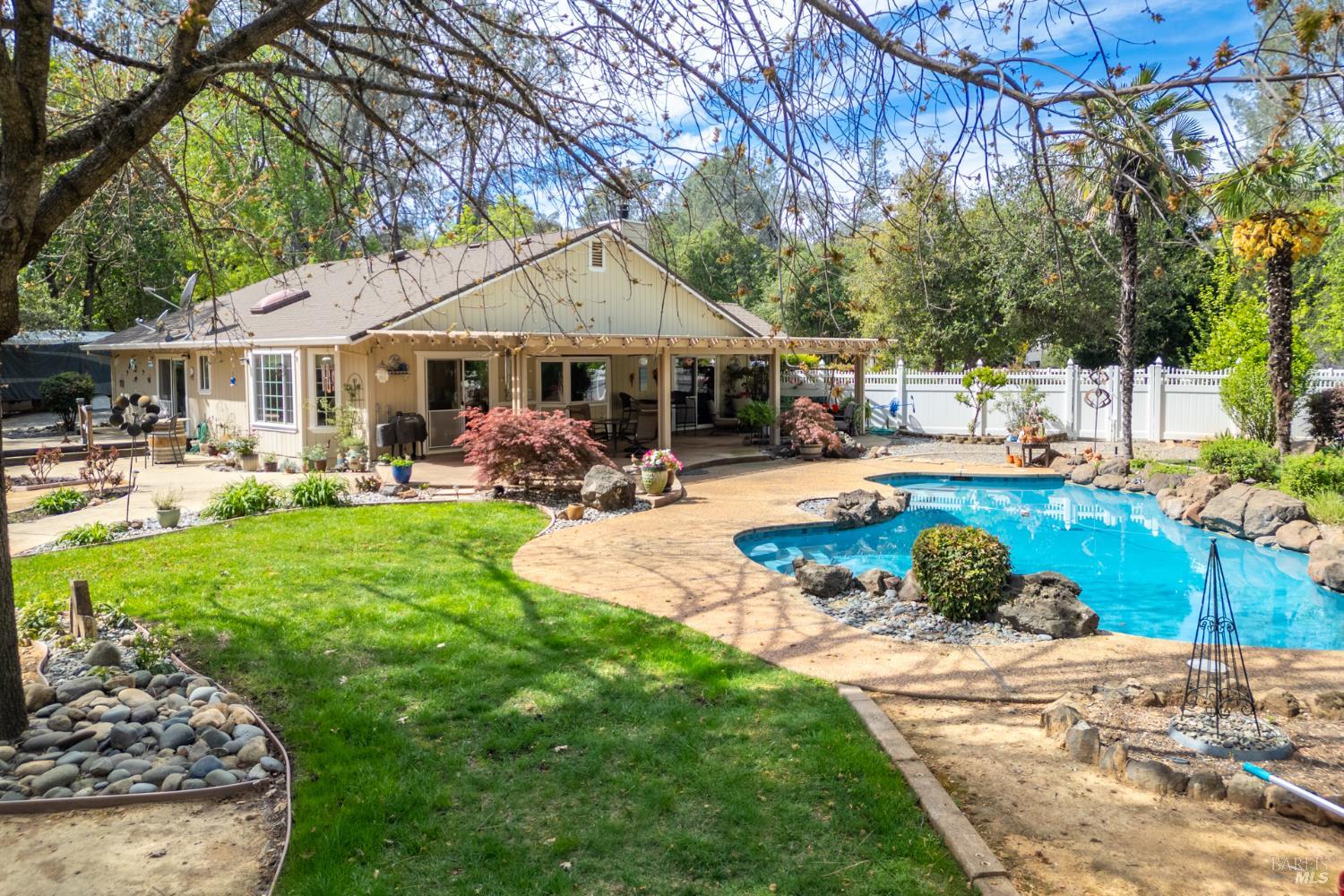 12805 Melonbank Drive Redding CA 96003