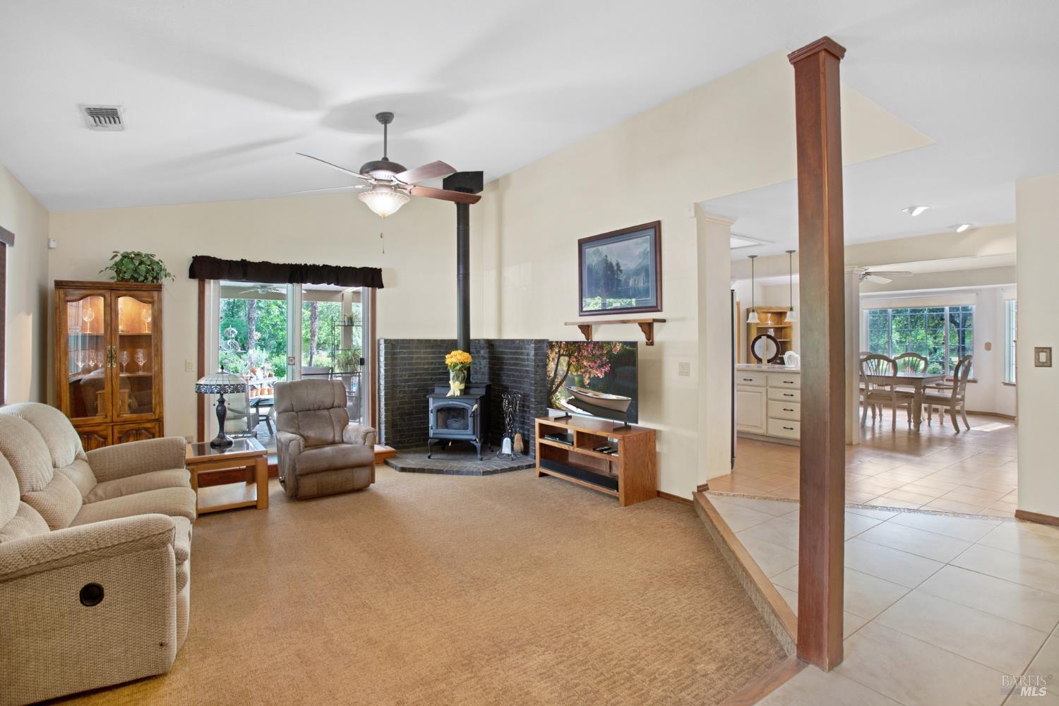 12805 Melonbank Drive Redding CA 96003