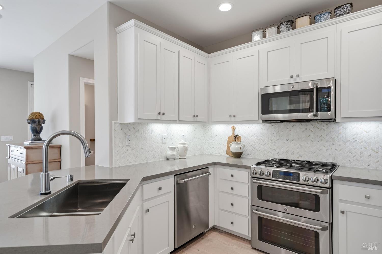114 Lavender Circle Healdsburg CA 95448