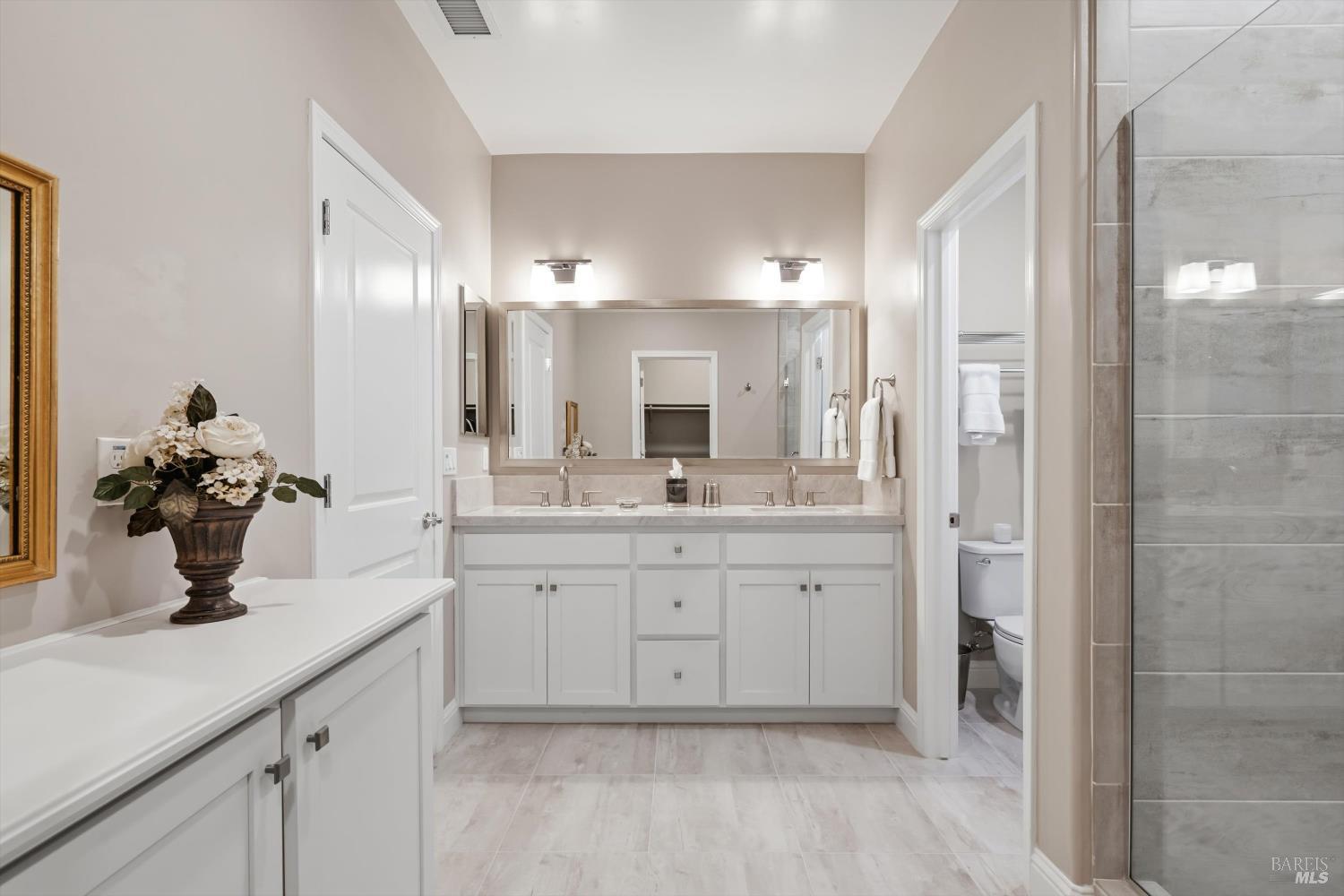114 Lavender Circle Healdsburg CA 95448