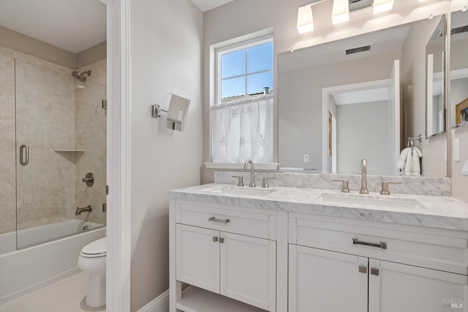 114 Lavender Circle Healdsburg CA 95448