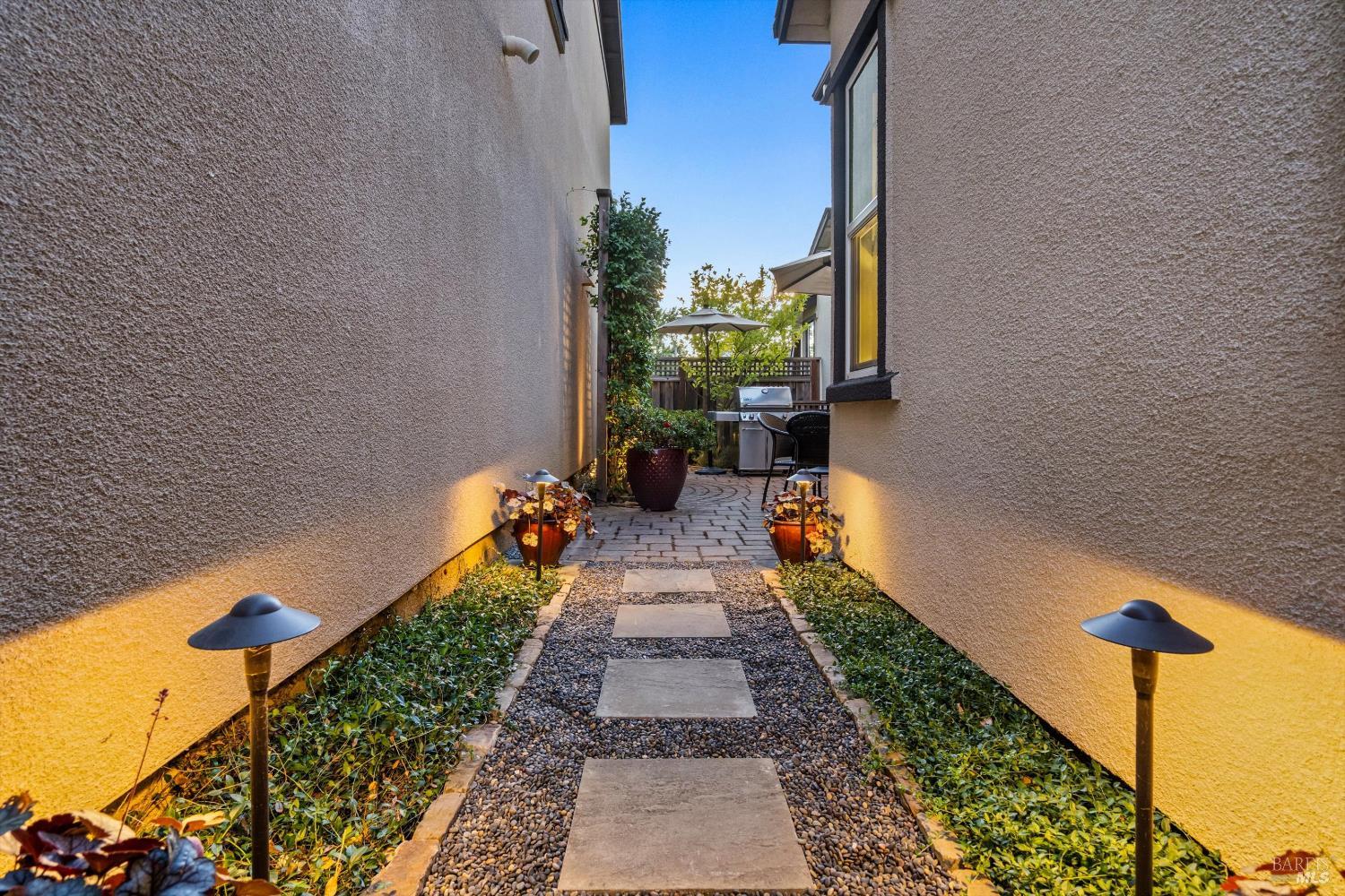 114 Lavender Circle Healdsburg CA 95448