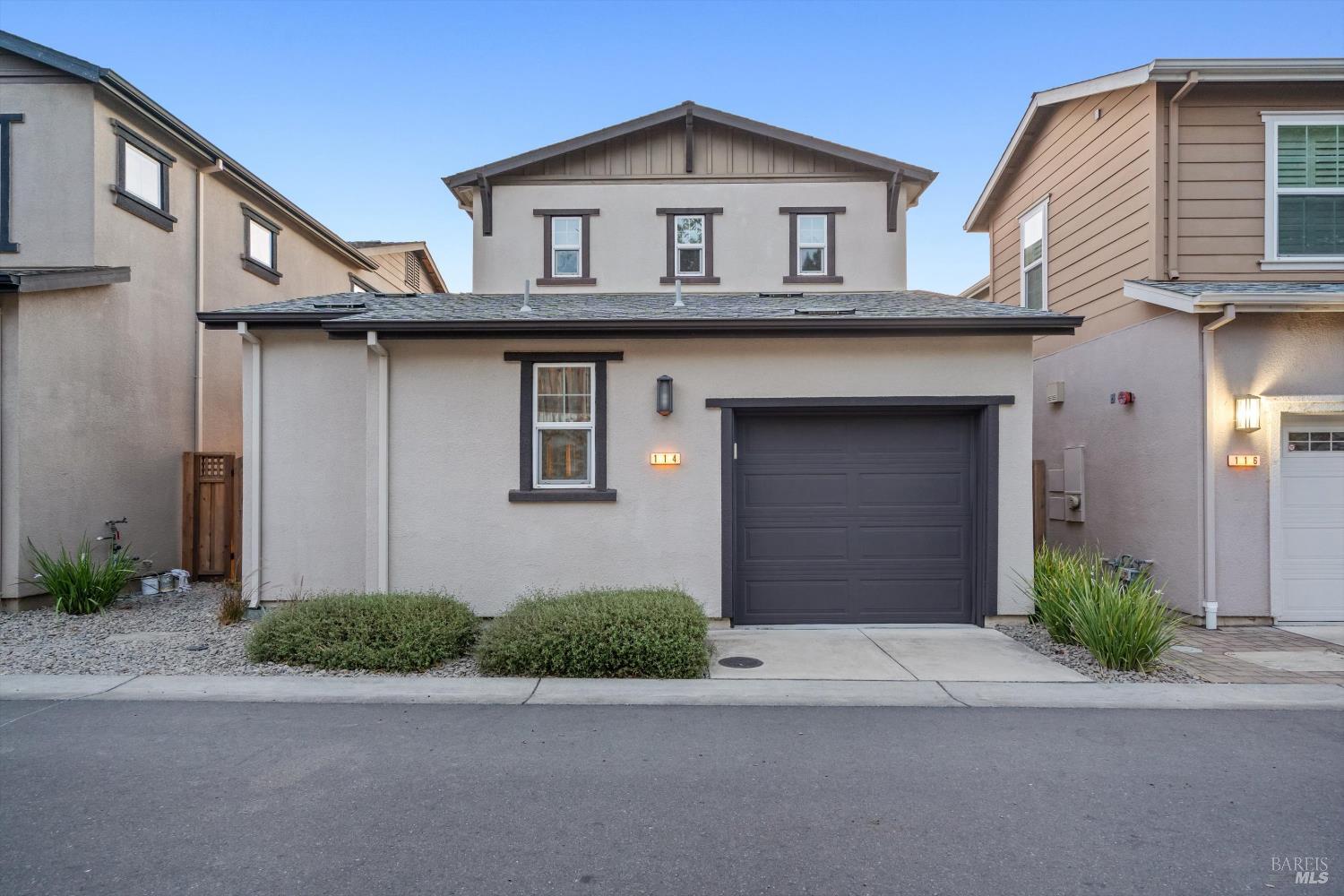 114 Lavender Circle Healdsburg CA 95448