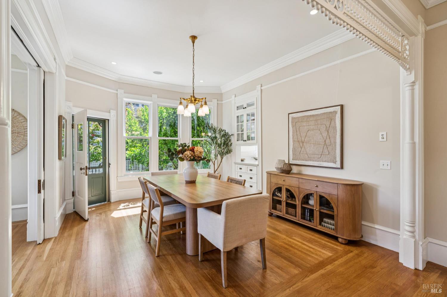 325 Fitch Street Healdsburg CA 95448