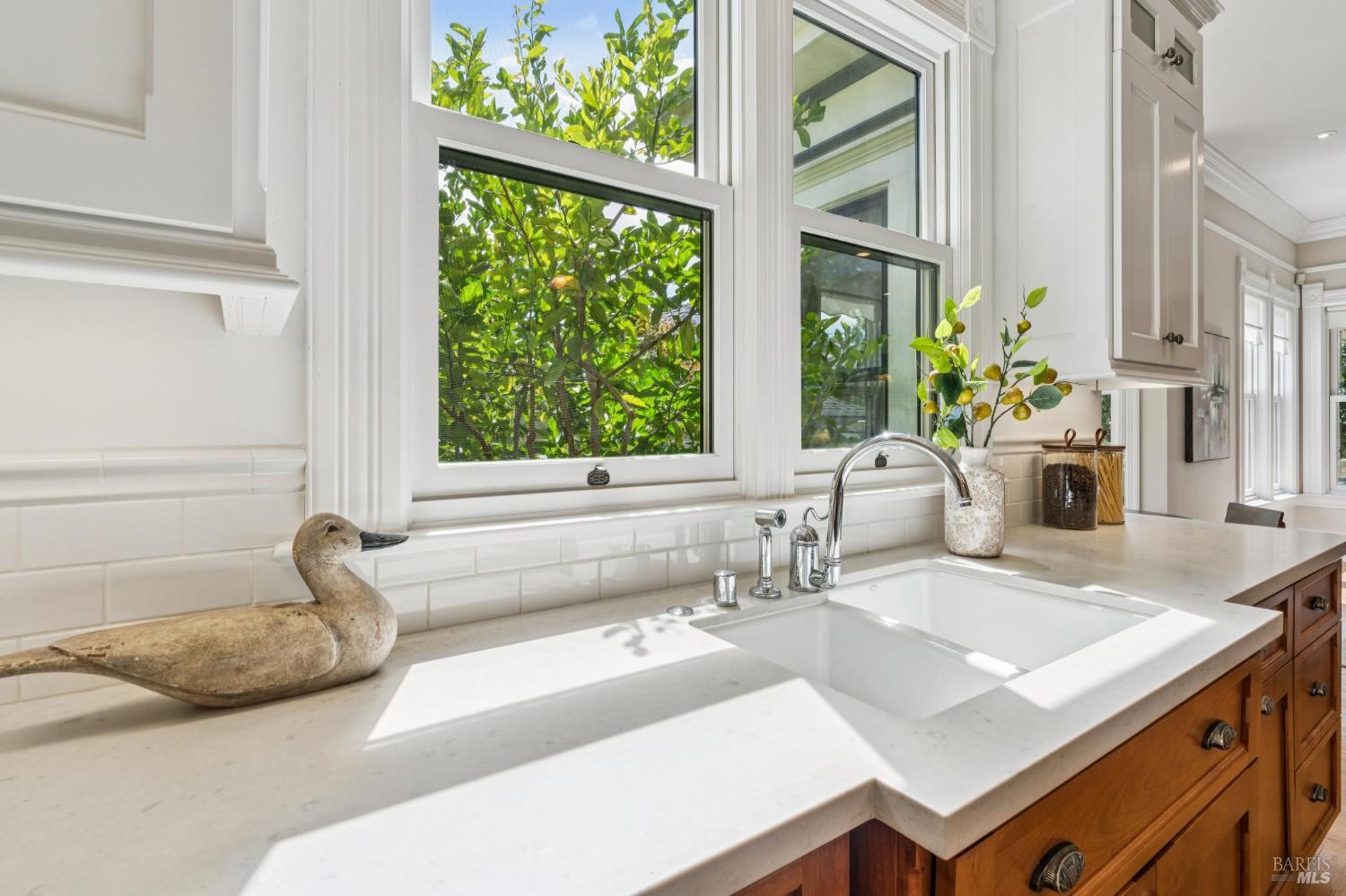 325 Fitch Street Healdsburg CA 95448