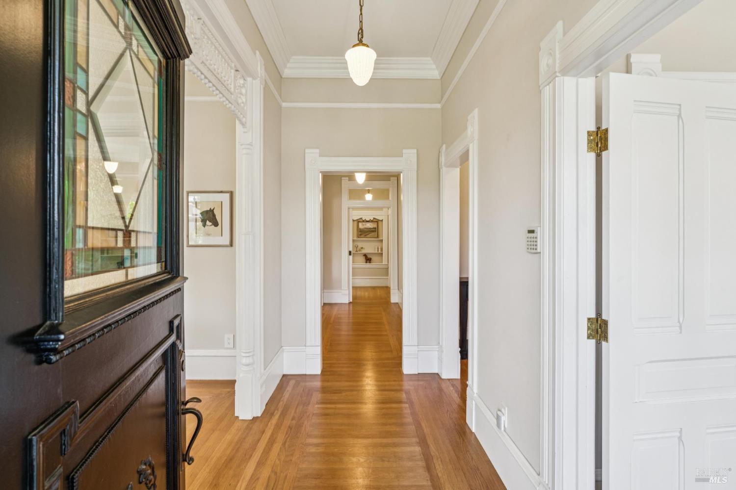325 Fitch Street Healdsburg CA 95448