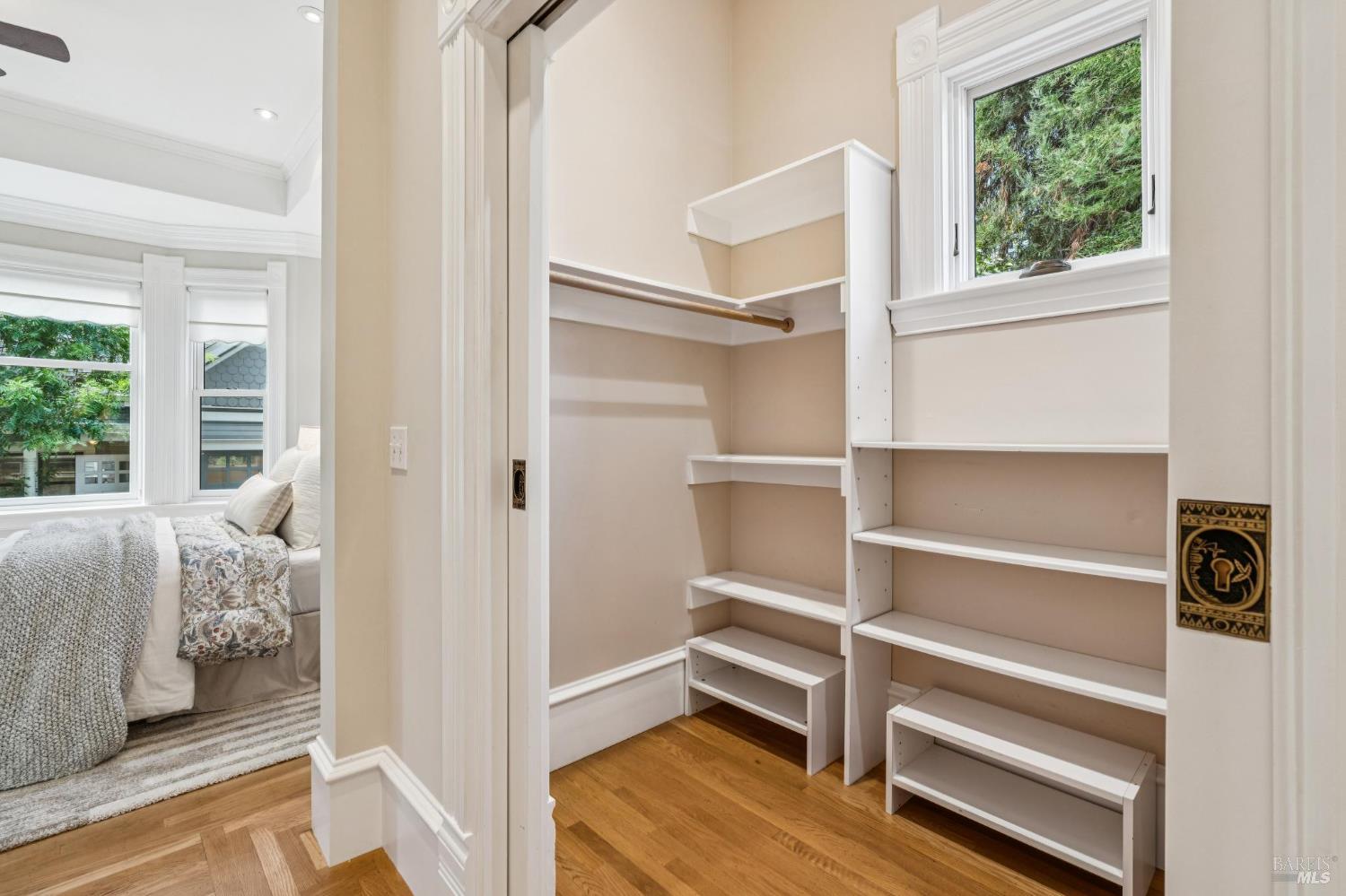 325 Fitch Street Healdsburg CA 95448