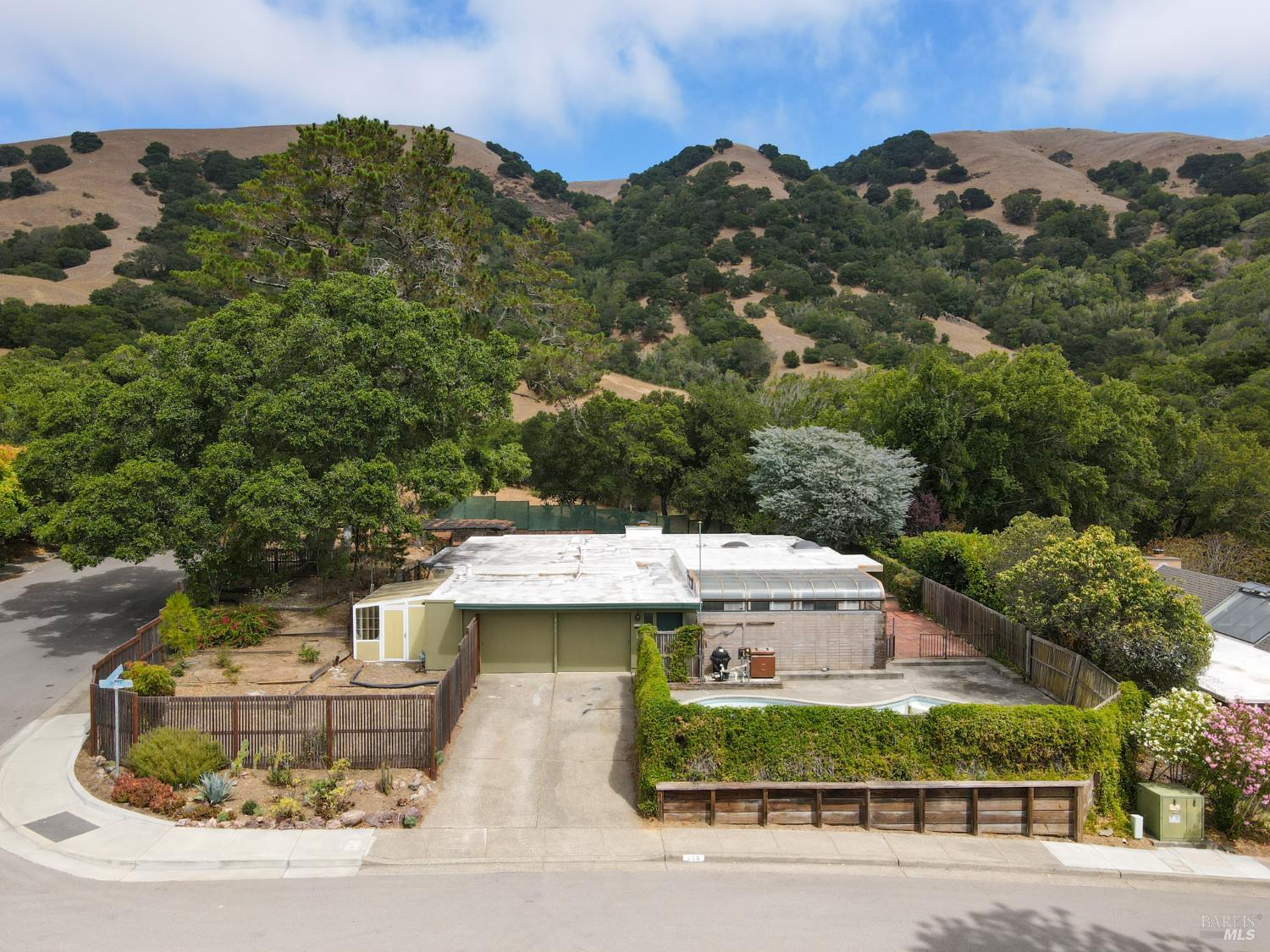 256 Mount Shasta Drive San Rafael CA 94903