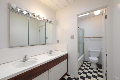 256 Mount Shasta Drive San Rafael CA 94903