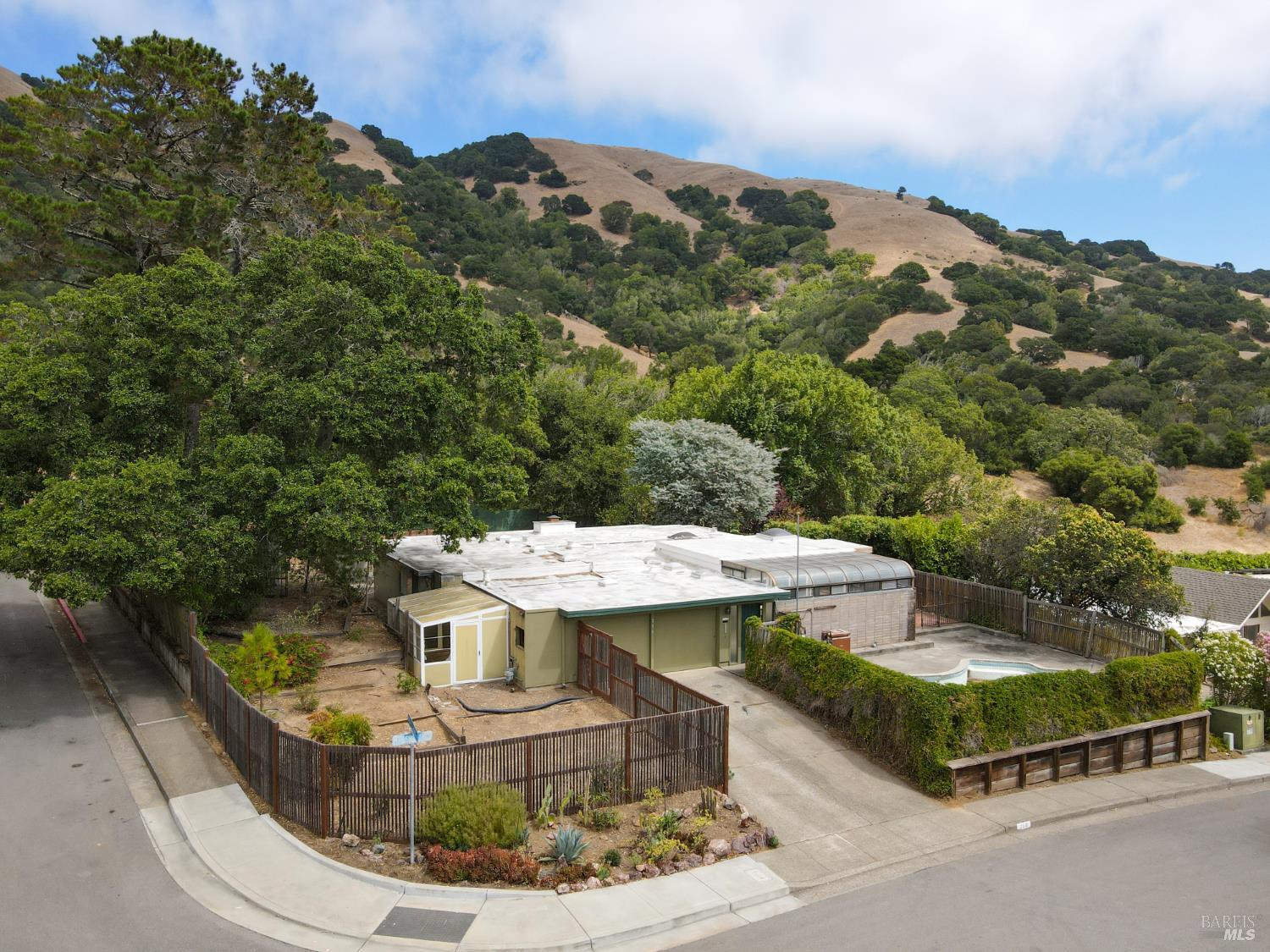 256 Mount Shasta Drive San Rafael CA 94903