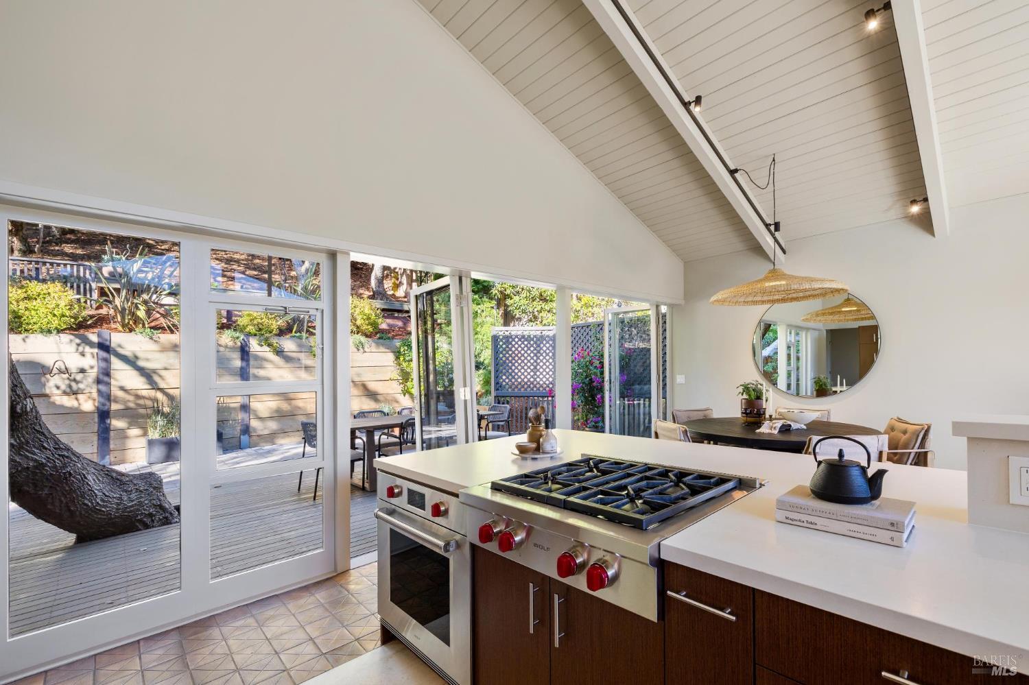 49 Central Avenue Sausalito CA 94965