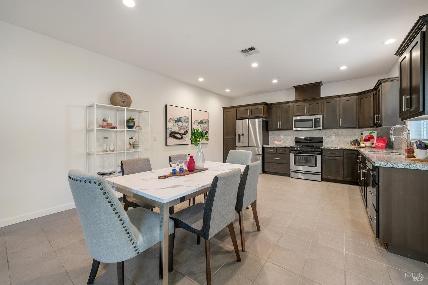 1403 Clementine Lane Fairfield CA 94533