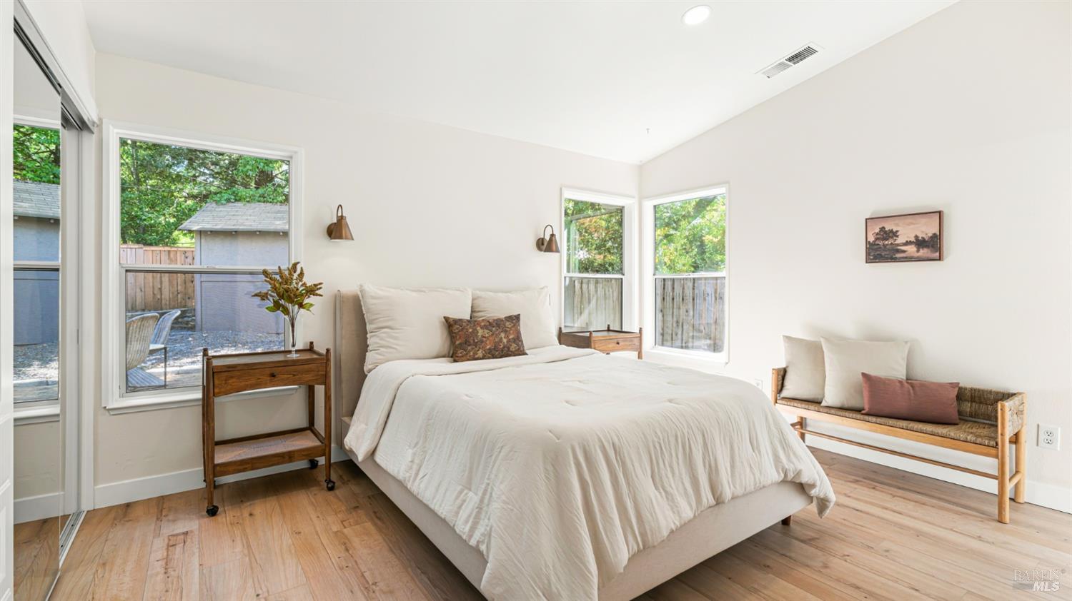 9514 Lazy Creek Drive Windsor CA 95492