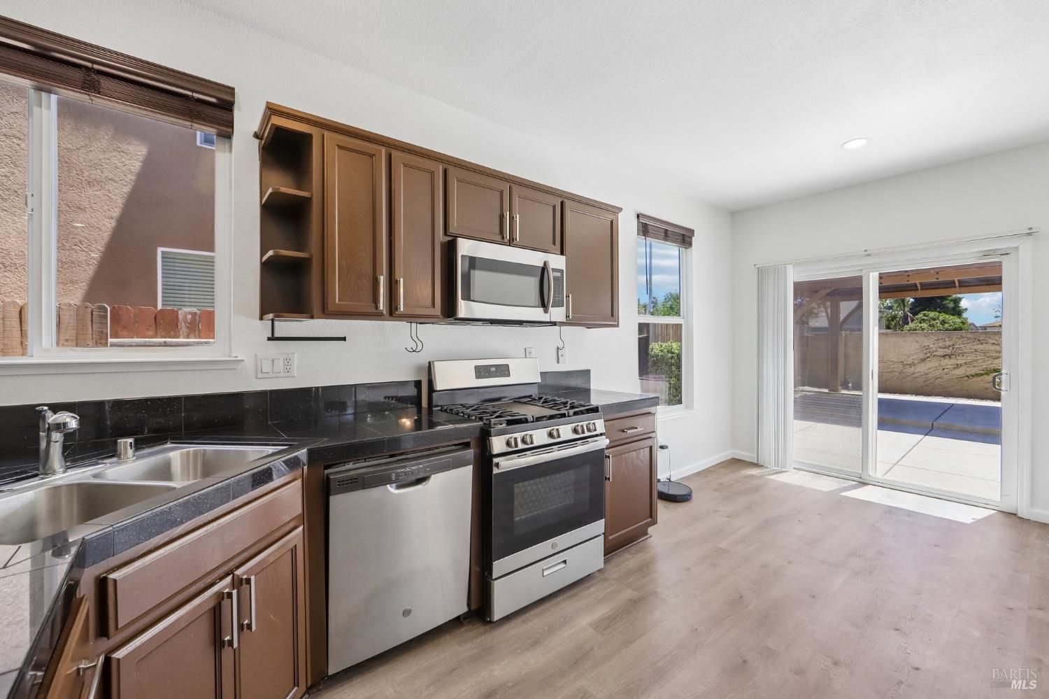705 Chateau Circle Vacaville CA 95687