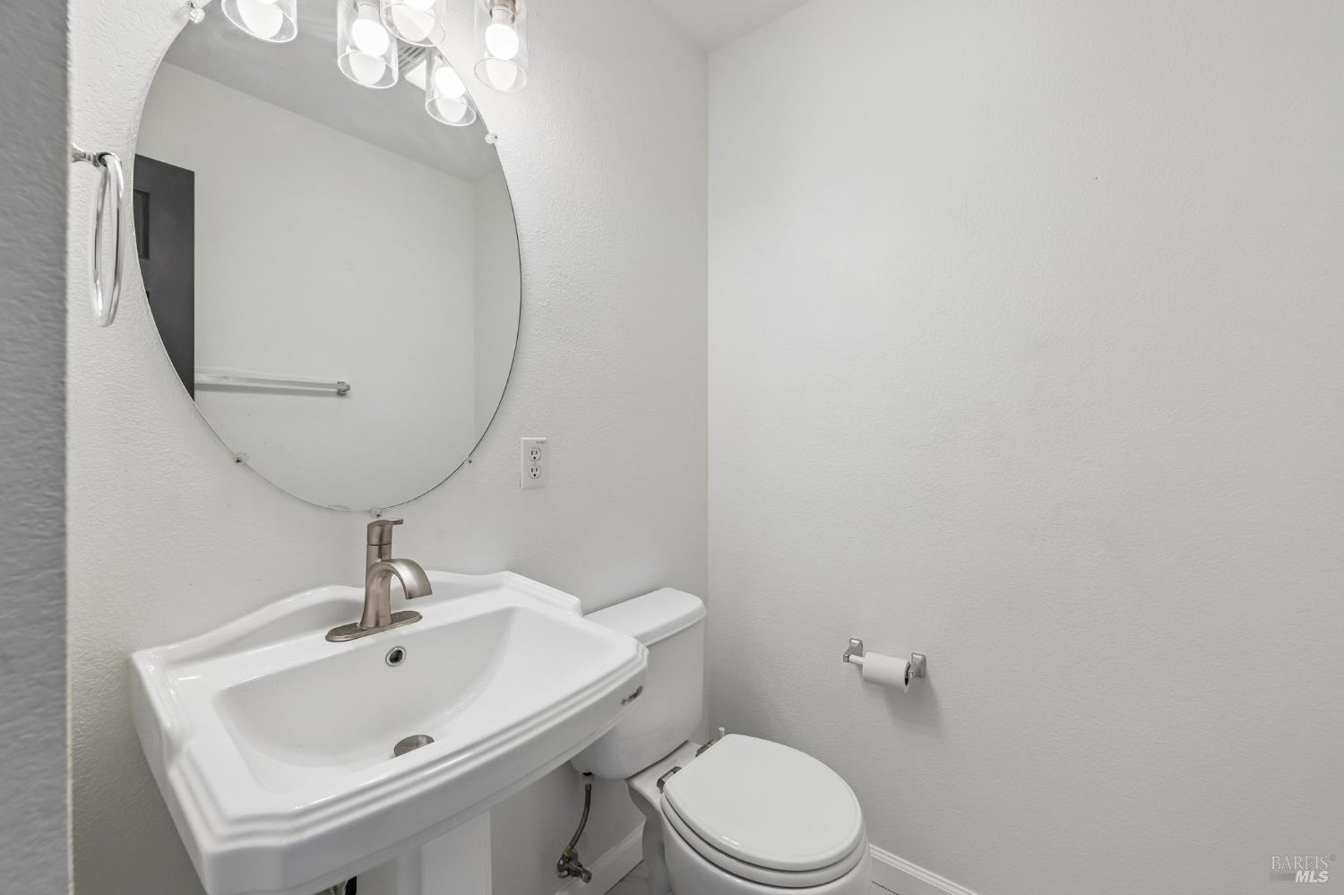 705 Chateau Circle Vacaville CA 95687