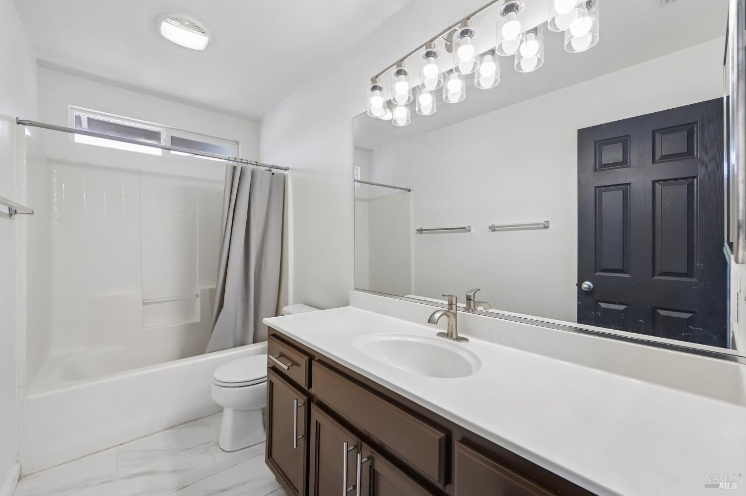 705 Chateau Circle Vacaville CA 95687