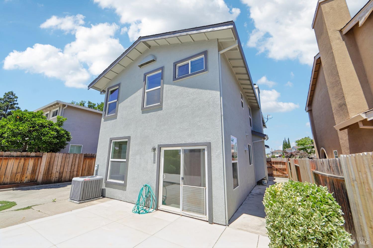 705 Chateau Circle Vacaville CA 95687