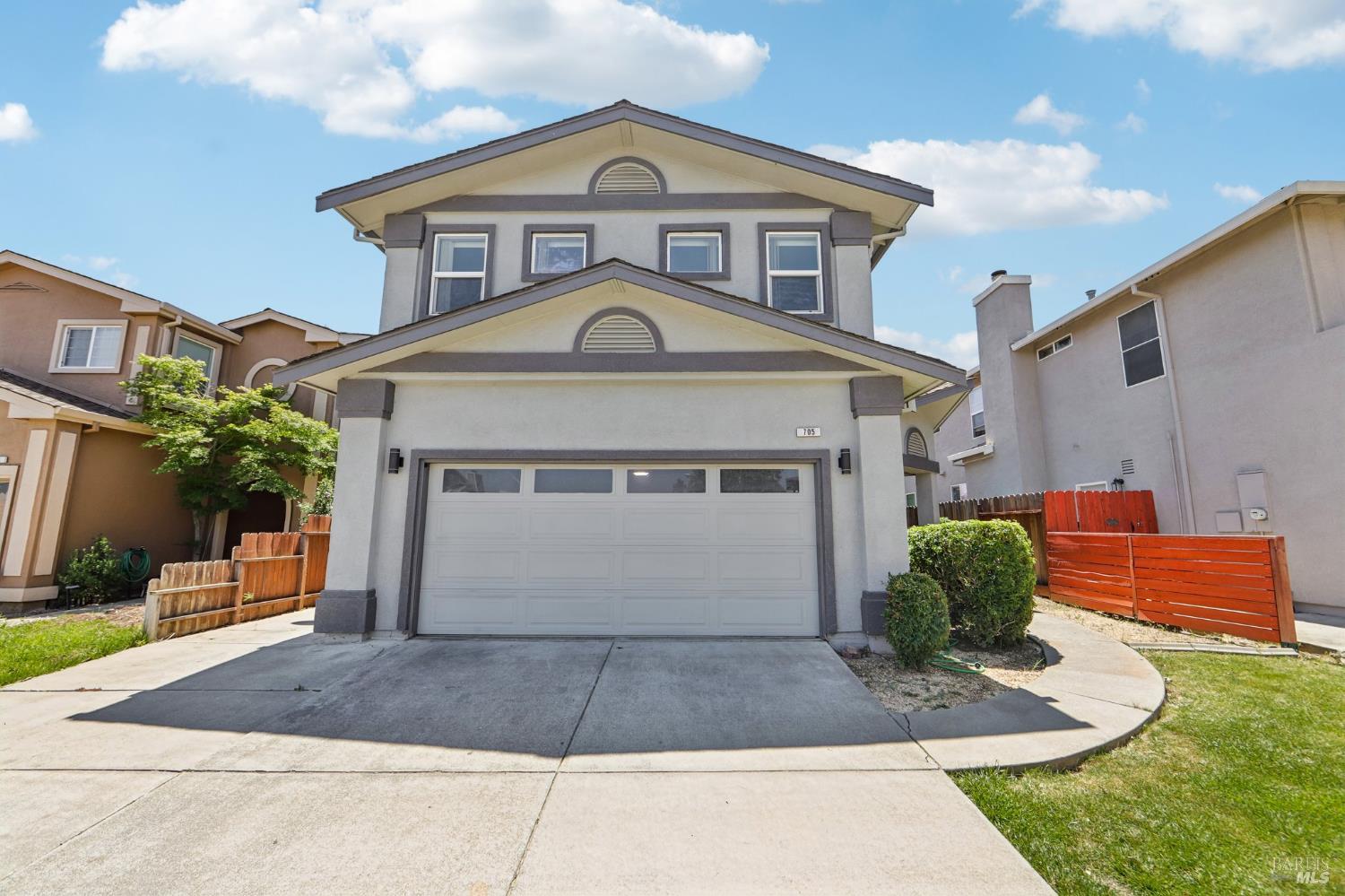 705 Chateau Circle Vacaville CA 95687