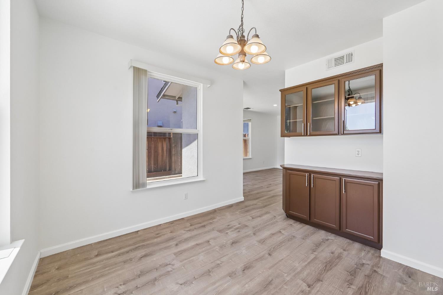 705 Chateau Circle Vacaville CA 95687