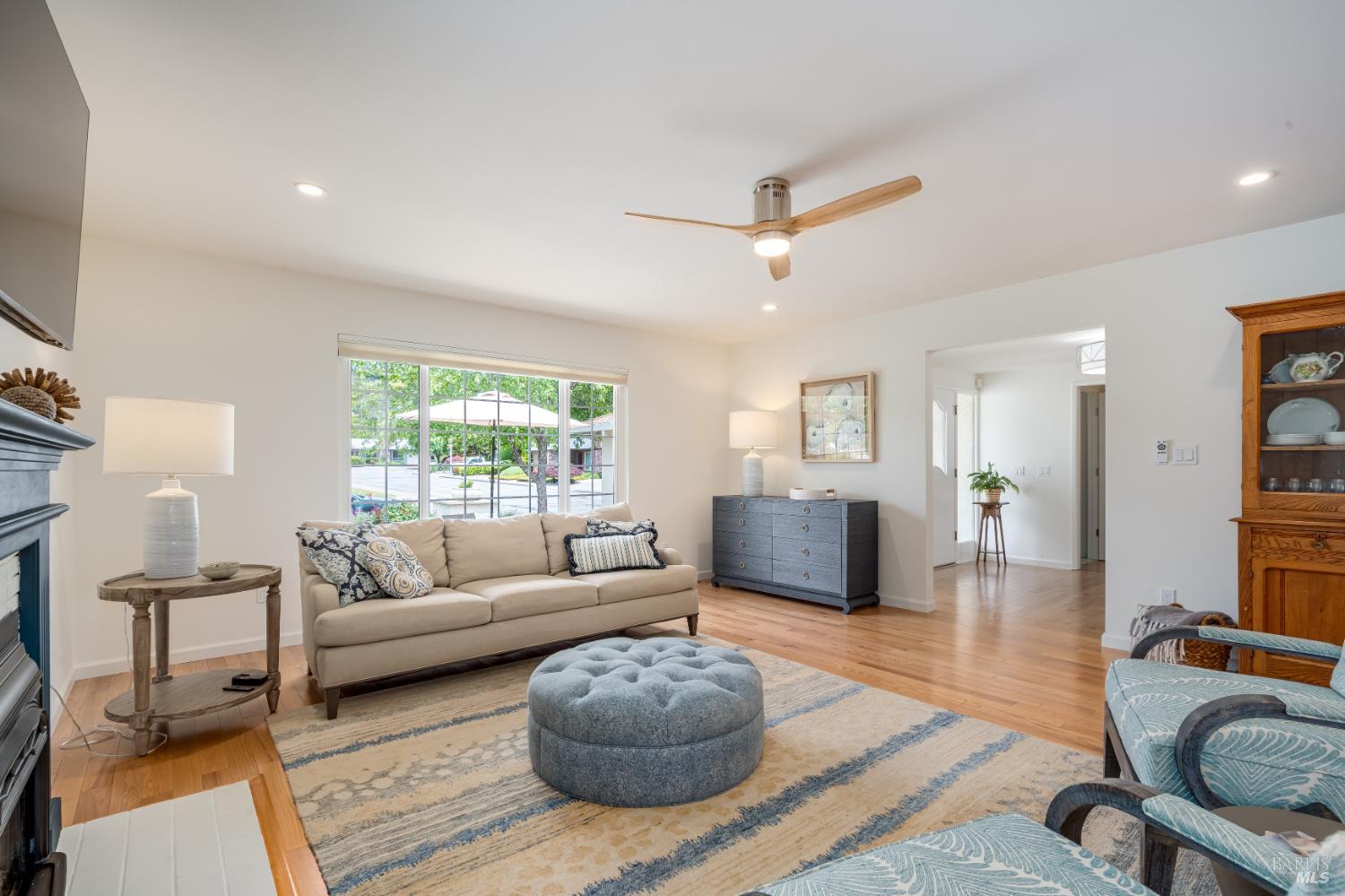7000 Oak Leaf Drive Santa Rosa CA 95409