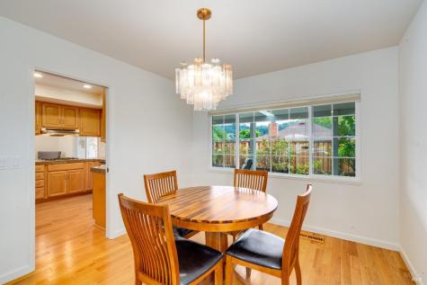 7000 Oak Leaf Drive Santa Rosa CA 95409