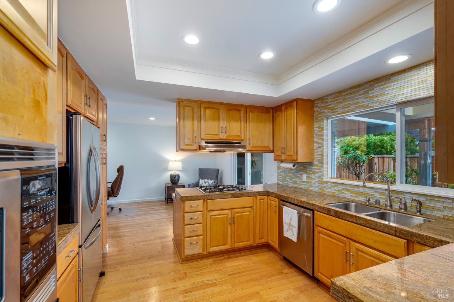7000 Oak Leaf Drive Santa Rosa CA 95409